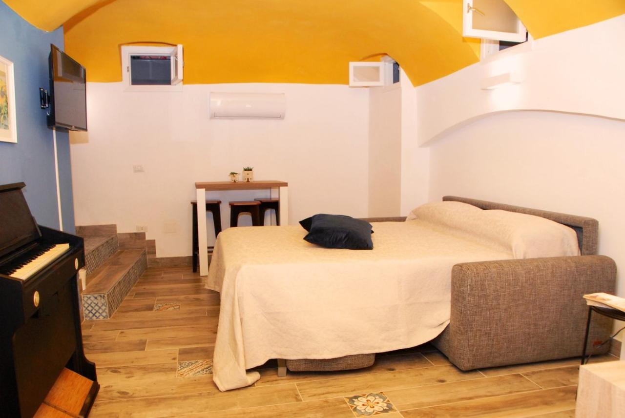 B&B Nonno Carmine Pompei Bagian luar foto